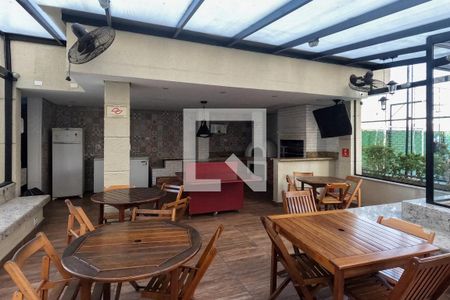 Apartamento para alugar com 82m², 3 quartos e 2 vagas Apartamento para alugar com 82m², 3 quartos e 2 vagasÁrea comum - Churrasqueira