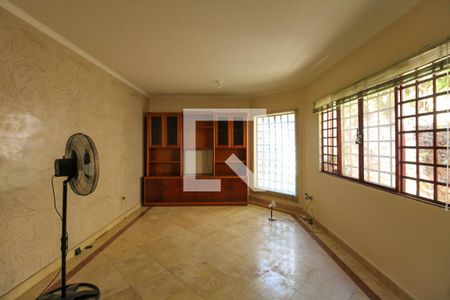 Sala de casa para alugar com 2 quartos, 145m² em Vila Lucia, São Paulo