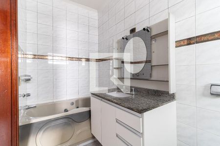 Casa à venda com 189m², 3 quartos e 4 vagasBanheiro da Suíte