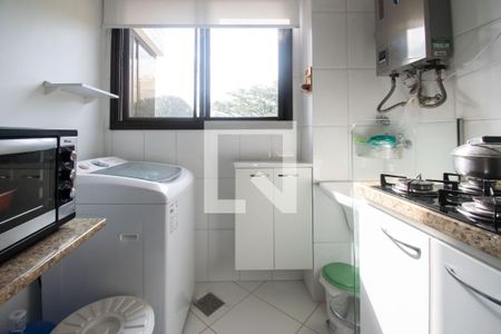 Apartamento à venda com 81m², 2 quartos e 1 vagaCozinha e Área de Serviço