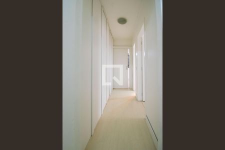 Apartamento à venda com 73m², 2 quartos e sem vagaCorredor