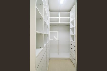 Apartamento à venda com 73m², 2 quartos e sem vagaCloset do quarto 2