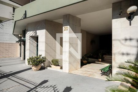 Apartamento à venda com 97m², 3 quartos e 1 vagaEntrada