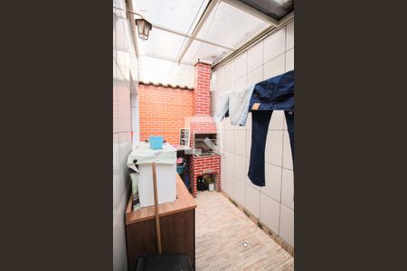 Casa de condomínio à venda com 64m², 2 quartos e 1 vagaÁrea de Serviço/Churrasqueira