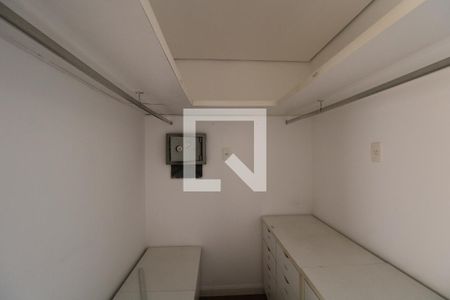 Apartamento à venda com 287m², 3 quartos e 3 vagasCloset