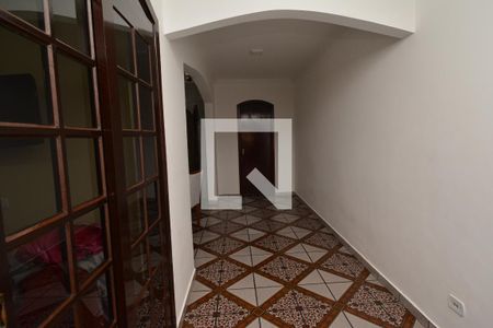 Casa à venda com 384m², 3 quartos e 4 vagas Casa à venda com 384m², 3 quartos e 4 vagasCorredor