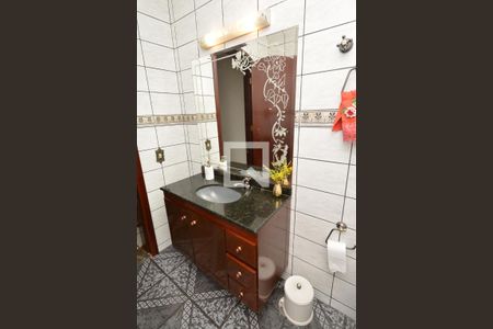 Casa à venda com 384m², 3 quartos e 4 vagas Casa à venda com 384m², 3 quartos e 4 vagasBanheiro