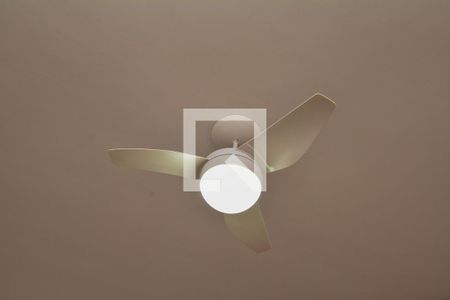 Casa à venda com 384m², 3 quartos e 4 vagas Casa à venda com 384m², 3 quartos e 4 vagasQuarto 3