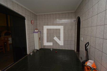 Casa à venda com 384m², 3 quartos e 4 vagas Casa à venda com 384m², 3 quartos e 4 vagasÁrea de Serviço