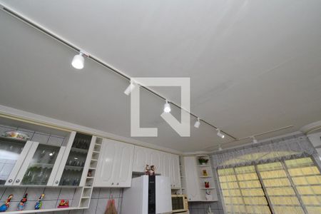 Casa à venda com 384m², 3 quartos e 4 vagas Casa à venda com 384m², 3 quartos e 4 vagasCozinha