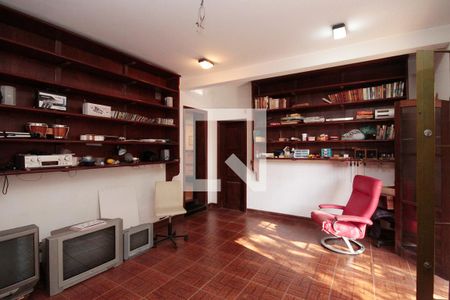 Casa à venda com 630m², 5 quartos e 8 vagasPiso Inferior