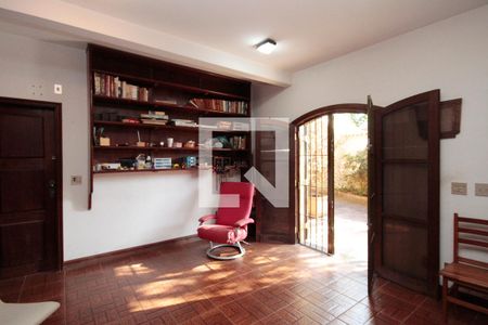 Casa à venda com 630m², 5 quartos e 8 vagasPiso Inferior