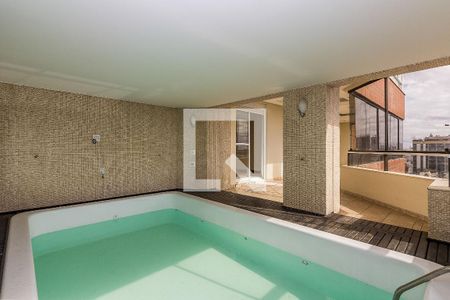 Apartamento à venda com 290m², 3 quartos e 3 vagasPiscina Privativa