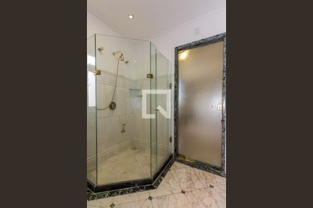 Apartamento à venda com 290m², 3 quartos e 3 vagasQuarto Suíte - banheiro