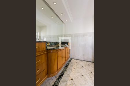 Apartamento à venda com 290m², 3 quartos e 3 vagasQuarto Suíte - banheiro