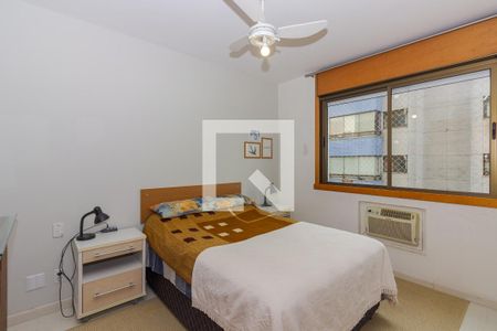 Quarto Suíte  de apartamento à venda com 3 quartos, 96m² em Santa Cecília, Porto Alegre