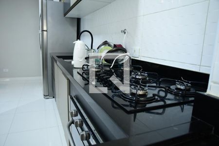Cozinha de apartamento para alugar com 2 quartos, 54m² em Jardim Colibri, Cotia