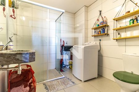 Banheiro de kitnet/studio para alugar com 1 quarto, 43m² em Campos Elíseos, São Paulo