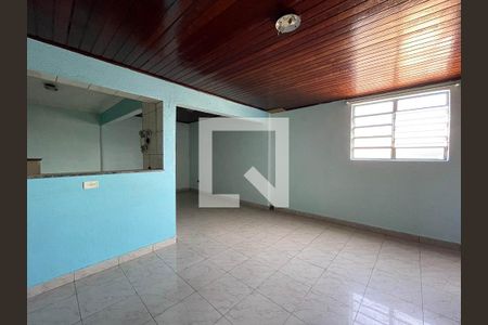 Casa para alugar com 250m², 5 quartos e 2 vagasCozinha e Churrasqueira
