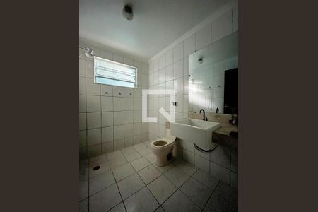 Casa para alugar com 250m², 5 quartos e 2 vagasBanheiro 2