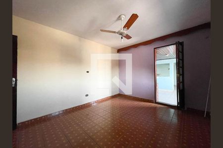 Casa para alugar com 250m², 5 quartos e 2 vagasQuarto 4