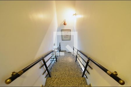 Escada de casa à venda com 3 quartos, 250m² em Vila Clementino, São Paulo