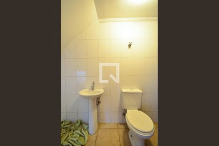 Casa à venda com 250m², 3 quartos e 3 vagasBanheiro de Serviço