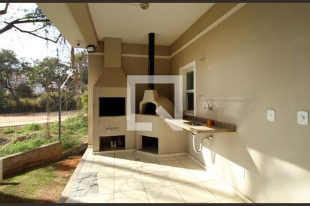 Apartamento para alugar com 47m², 2 quartos e 1 vagaÁrea comum - Churrasqueira