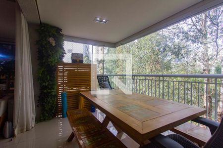 Varanda de apartamento à venda com 2 quartos, 107m² em Vila Andrade, São Paulo