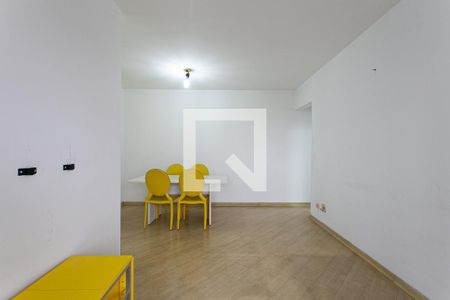 Sala de apartamento para alugar com 3 quartos, 70m² em Chácara Santo Antônio (zona Leste), São Paulo