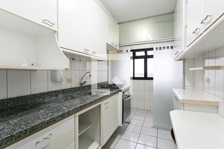 Cozinha de apartamento para alugar com 3 quartos, 70m² em Chácara Santo Antônio (zona Leste), São Paulo