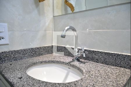 Apartamento para alugar com 48m², 2 quartos e 1 vagaBanheiro - Torneira