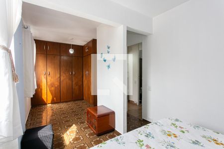 Apartamento à venda com 75m², 3 quartos e 2 vagasQuarto 2
