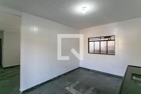 Casa para alugar com 200m², 2 quartos e 1 vaga Casa para alugar com 200m², 2 quartos e 1 vagaCozinha