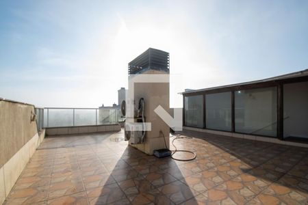 Apartamento para alugar com 193m², 3 quartos e 2 vagas Apartamento para alugar com 193m², 3 quartos e 2 vagasTerraço