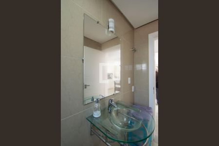 Apartamento para alugar com 193m², 3 quartos e 2 vagas Apartamento para alugar com 193m², 3 quartos e 2 vagasBanheiro Social 1