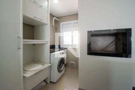 Apartamento para alugar com 193m², 3 quartos e 2 vagas Apartamento para alugar com 193m², 3 quartos e 2 vagasCozinha e Área de Serviço