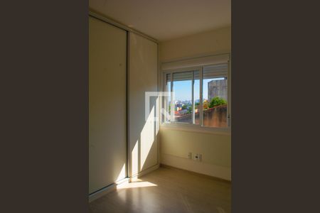 Quarto 2 de apartamento para alugar com 2 quartos, 66m² em Santo Antônio, Porto Alegre