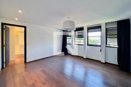 Apartamento à venda com 405m², 5 quartos e 4 vagasSuíte 4