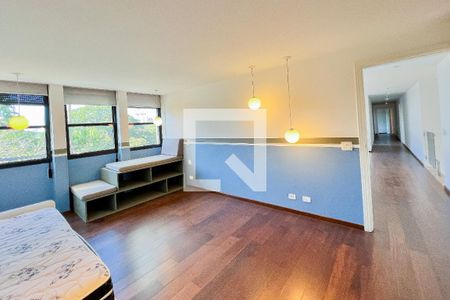 Apartamento à venda com 405m², 5 quartos e 4 vagasSuíte 1