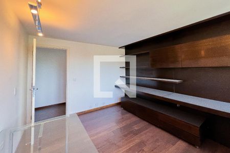 Apartamento à venda com 405m², 5 quartos e 4 vagasQuarto
