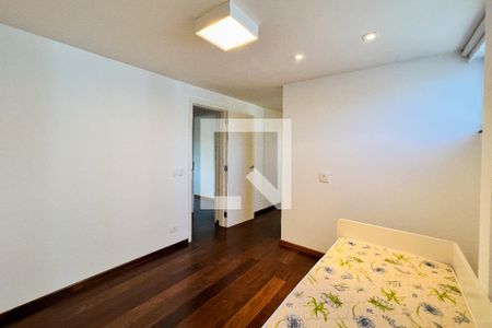 Apartamento à venda com 405m², 5 quartos e 4 vagasSuíte 3