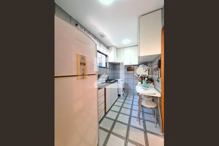 Casa de condomínio à venda com 103m², 2 quartos e 1 vagaCozinha