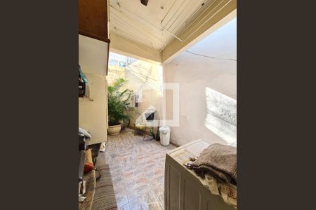 Casa de condomínio à venda com 103m², 2 quartos e 1 vagaÁrea de Serviço