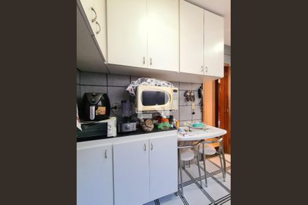 Casa de condomínio à venda com 103m², 2 quartos e 1 vagaCozinha