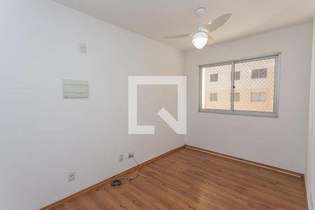 Sala de apartamento para alugar com 2 quartos, 44m² em Canhema, Diadema