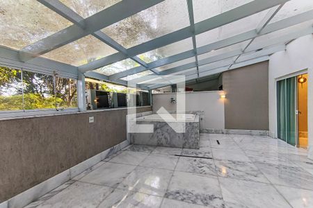 Apartamento à venda com 150m², 2 quartos e 2 vagas Apartamento à venda com 150m², 2 quartos e 2 vagasVaranda