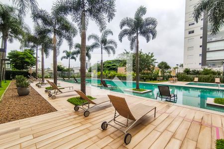 Apartamento à venda com 150m², 2 quartos e 2 vagas Apartamento à venda com 150m², 2 quartos e 2 vagasÁrea Comum - Piscina