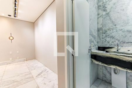 Apartamento à venda com 150m², 2 quartos e 2 vagas Apartamento à venda com 150m², 2 quartos e 2 vagasSuíte