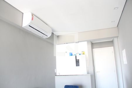 Sala de apartamento para alugar com 2 quartos, 60m² em Vila Cascatinha, São Vicente